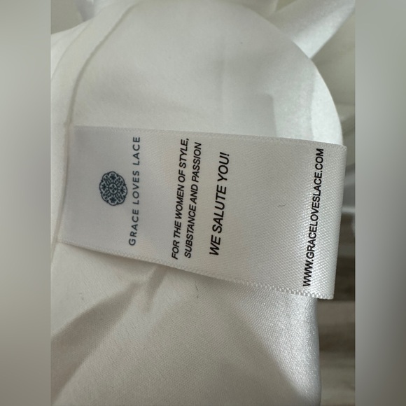 Grace Loves Lace Goldie wedding dress $3350 New without tag - Picture 13 of 15